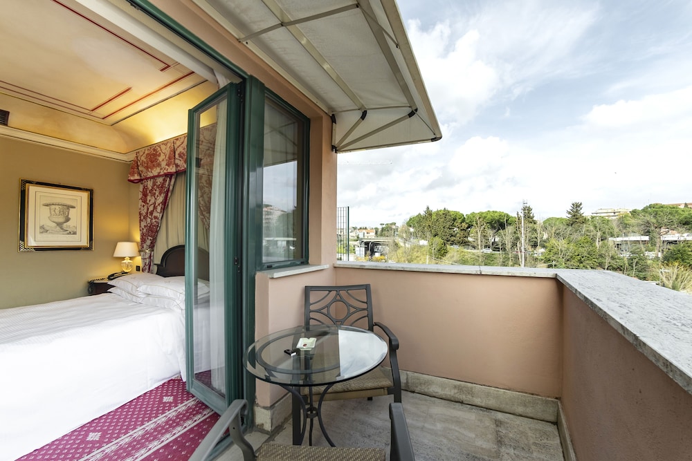 River Chateau 23