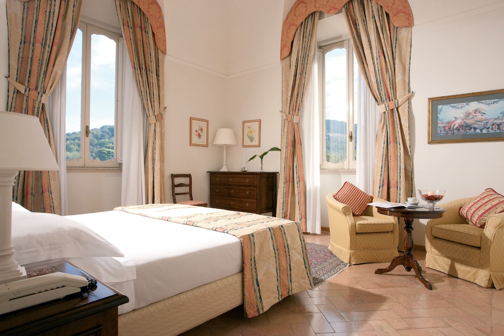 Parkhotel Villa Grazioli 12