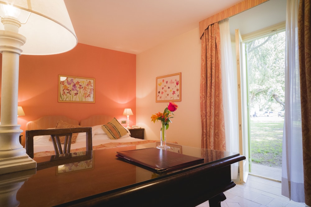 Parkhotel Villa Grazioli 9