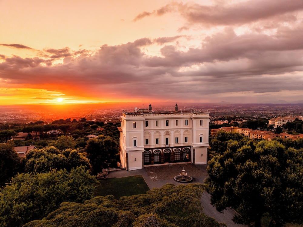 Parkhotel Villa Grazioli 1