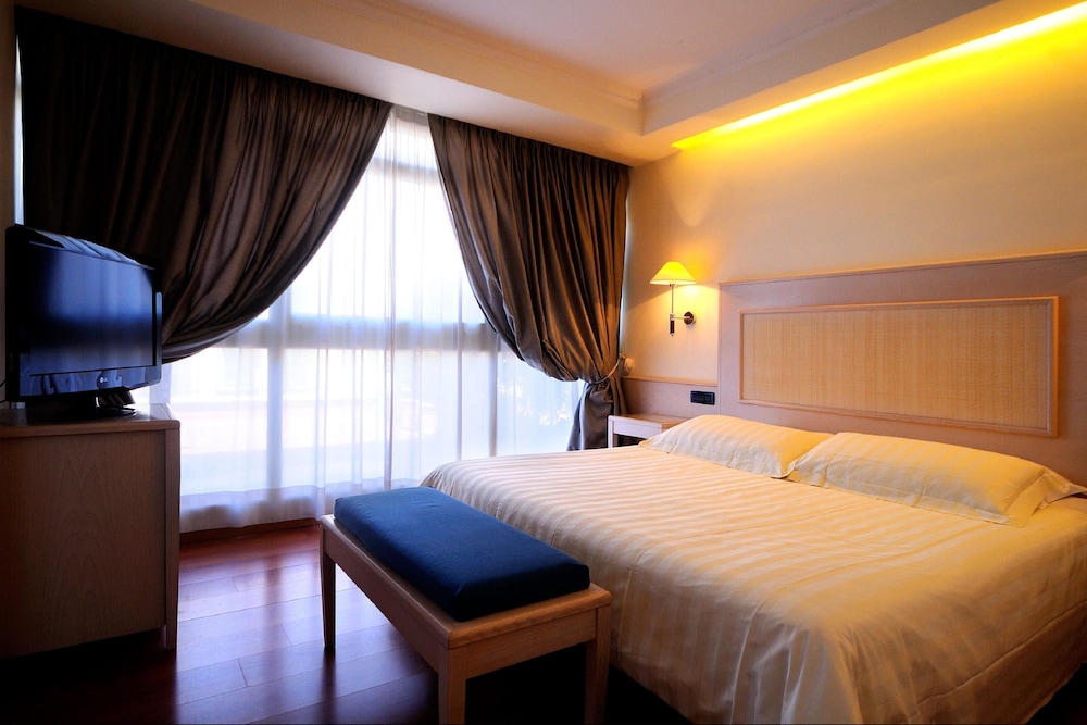 Best Western Globus Hotel 11