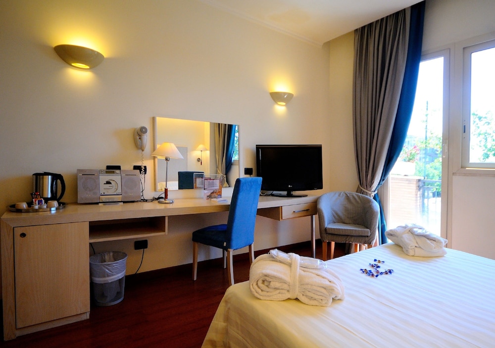 Best Western Globus Hotel 15