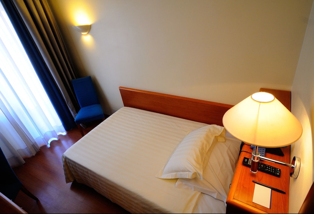 Best Western Globus Hotel 24
