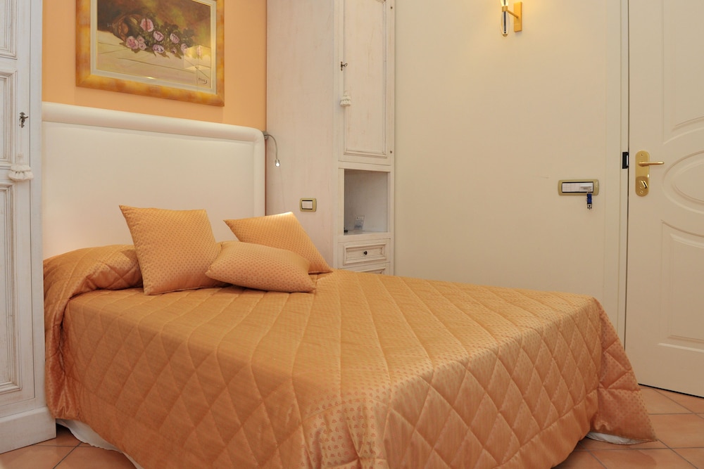 Hotel Santa Lucia 15