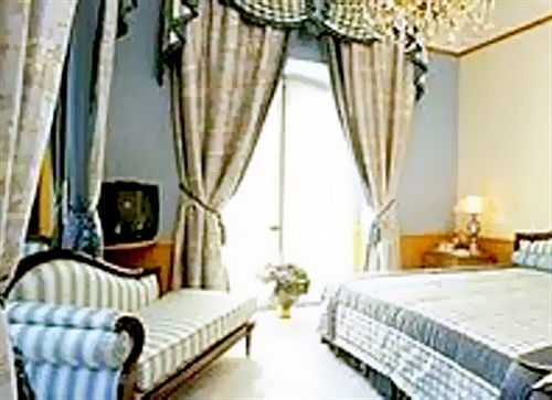 Relais Group Palace 8