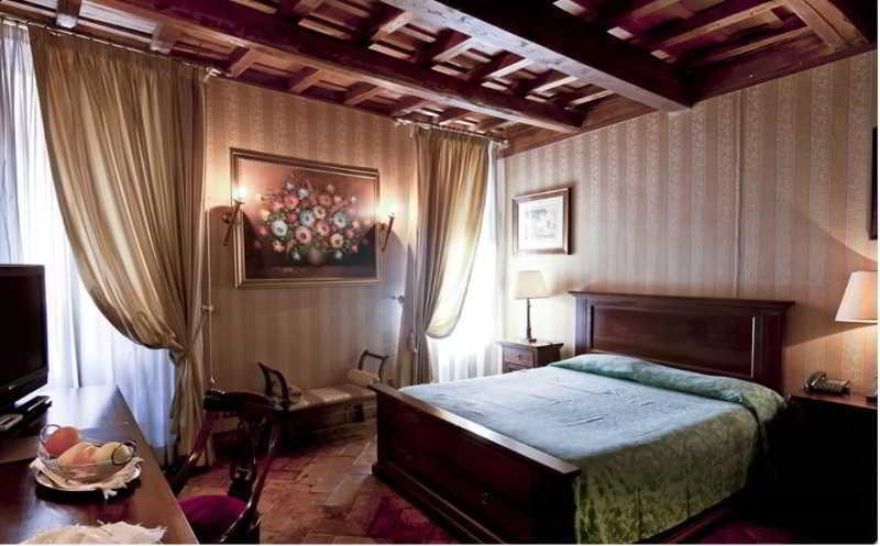 Relais Group Palace 13