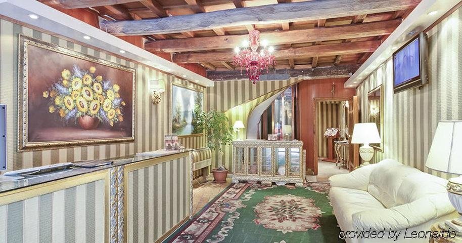 Relais Group Palace 1