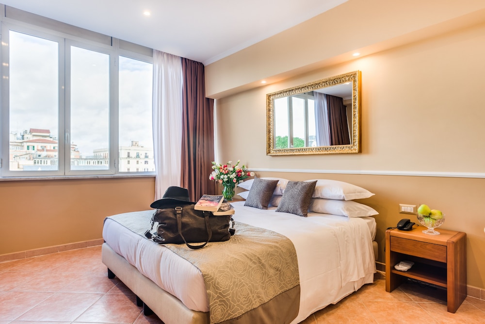 Hotel Lux 19
