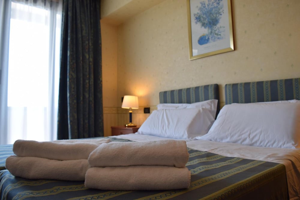 Hotel President Pomezia 19