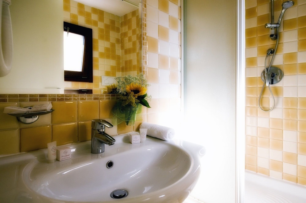 Bright 11