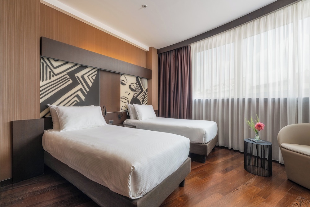 Crowne Plaza Milan City 24