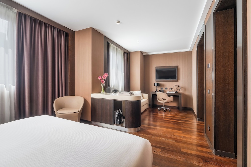Crowne Plaza Milan City 22