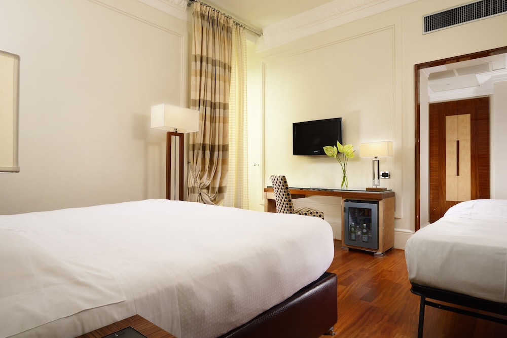 UNAHOTELS Decò Roma 17