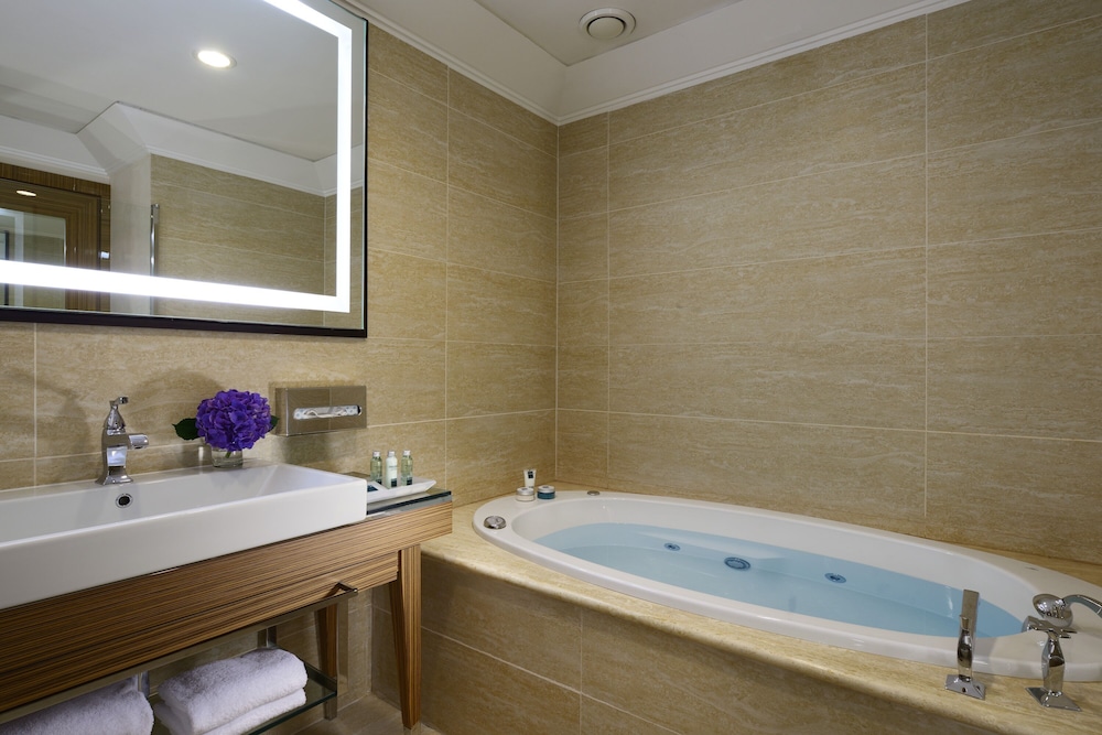 UNAHOTELS Decò Roma 24