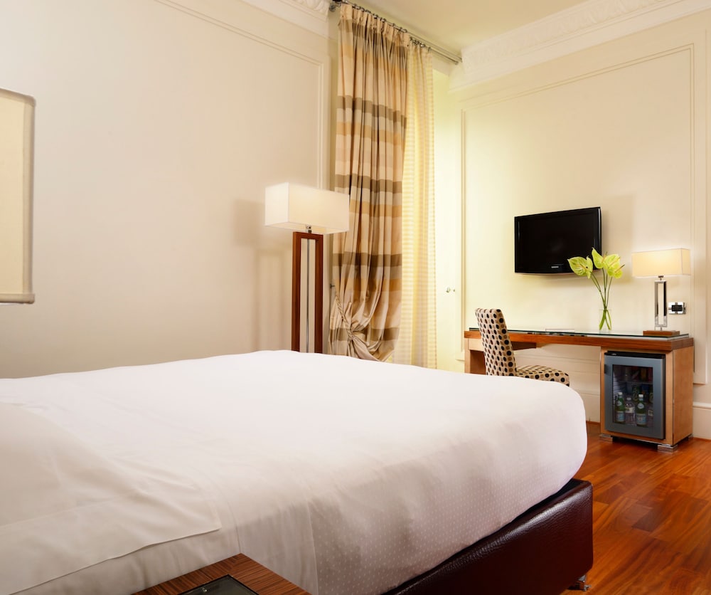 UNAHOTELS Decò Roma 14