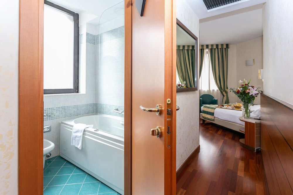 Sure Hotel Collection by Best Western Hotel Mirage 14