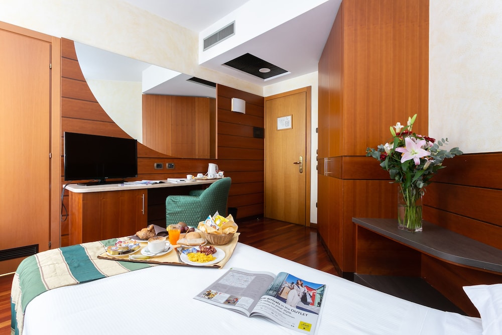 Sure Hotel Collection by Best Western Hotel Mirage 5