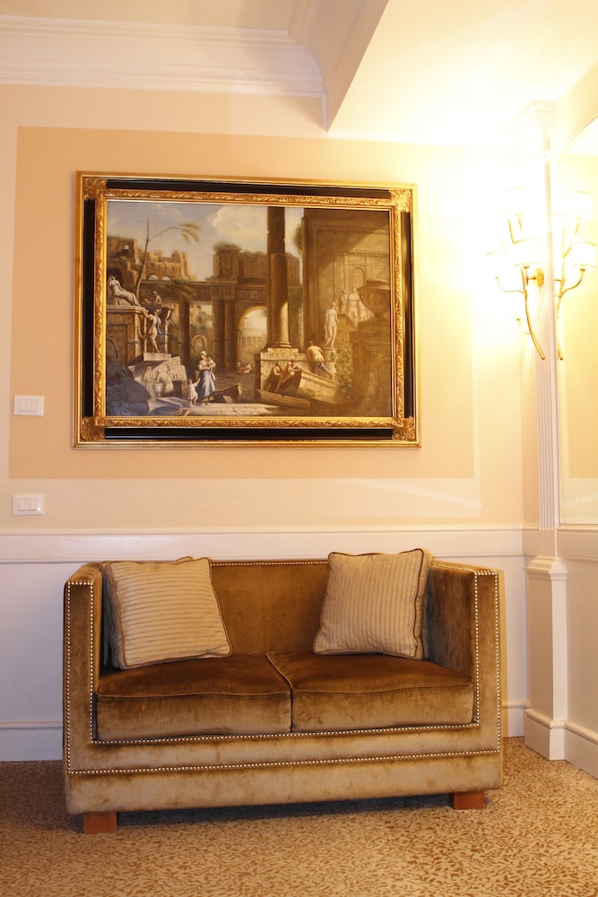 Boutique Hotel Trevi 21