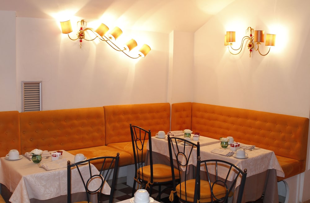 Boutique Hotel Trevi 18