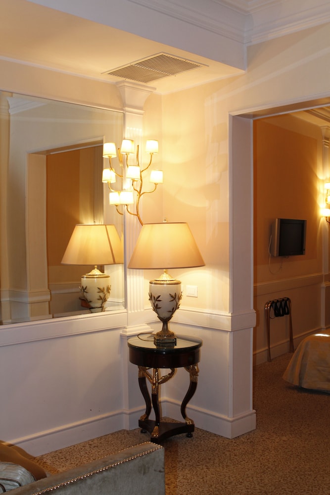 Boutique Hotel Trevi 24