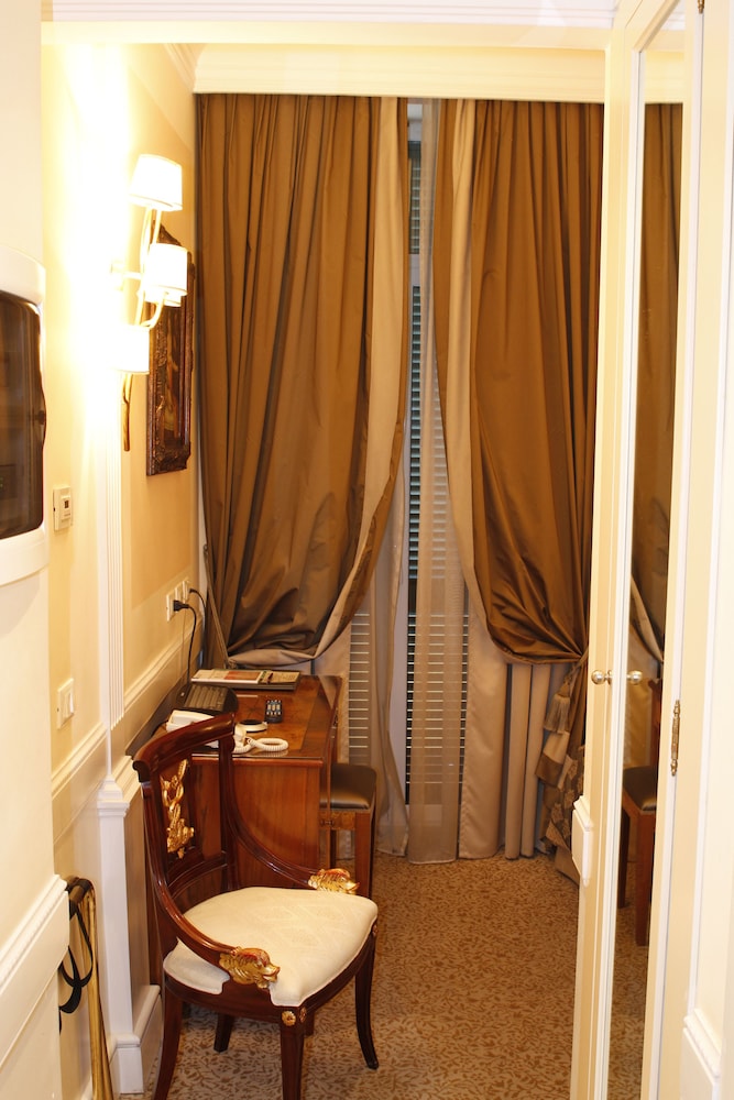 Boutique Hotel Trevi 12