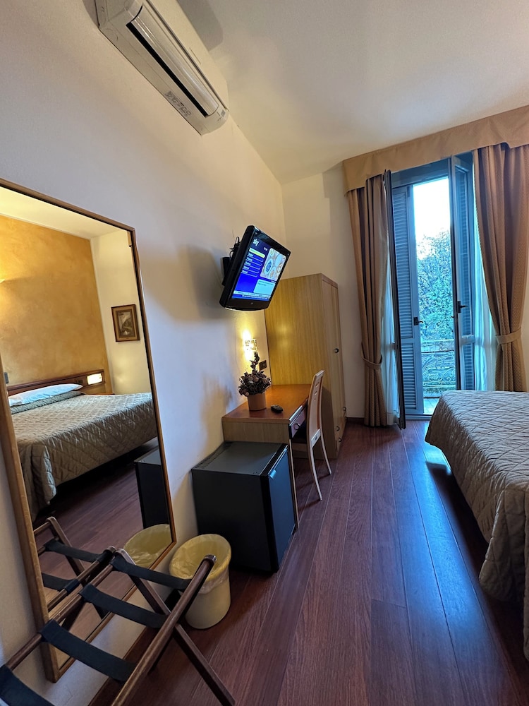 Hotel Aspromonte 8