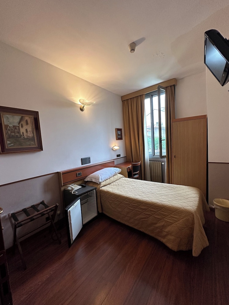 Hotel Aspromonte 14