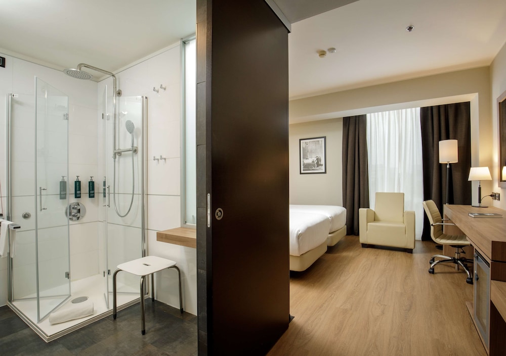 Doubletree by Hilton Milan 23