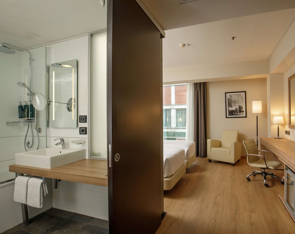 Doubletree by Hilton Milan 24