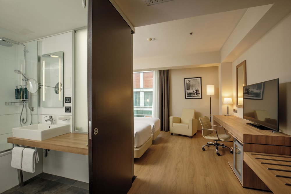 Doubletree by Hilton Milan 11