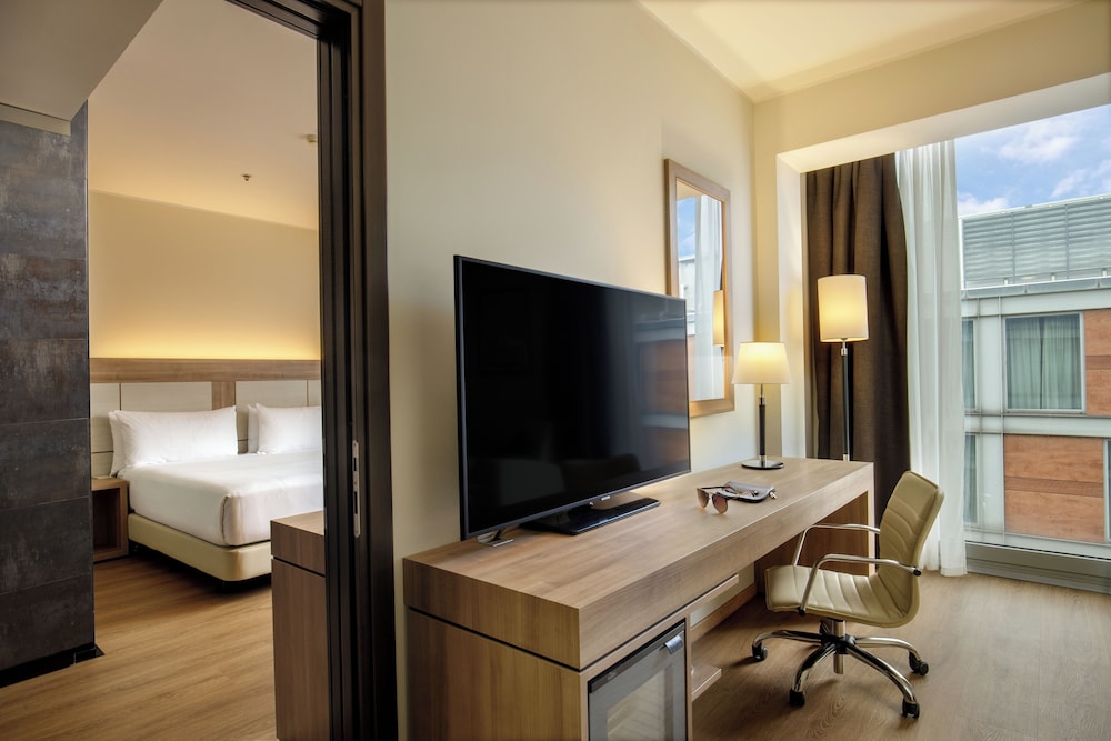 Doubletree by Hilton Milan 14