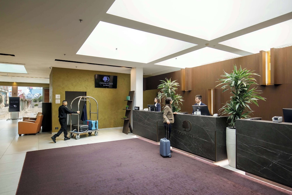 Doubletree by Hilton Milan 5