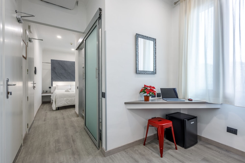 Crossroad Hotel 5