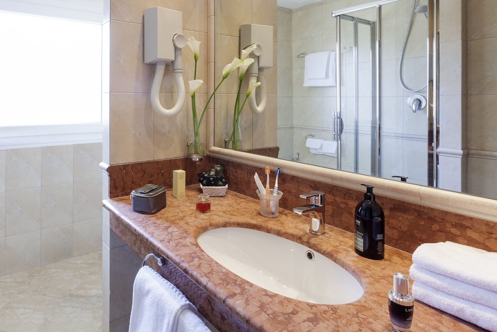 Aparthotel Adagio Rome Vatican 8