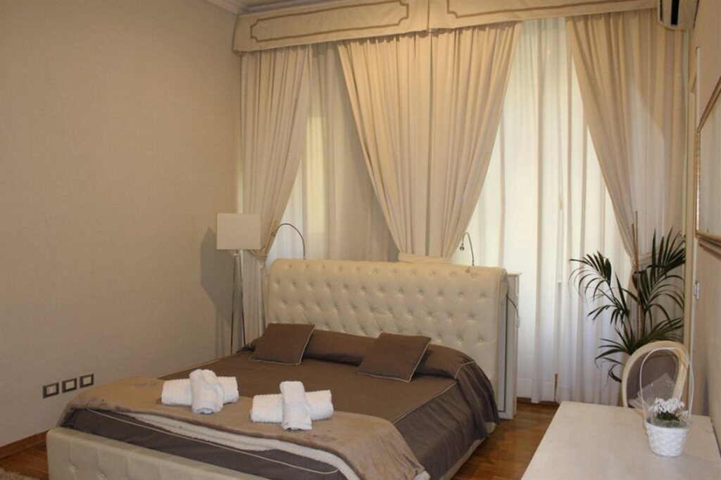 Domus Via Veneto 14