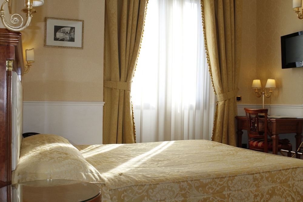 Hotel Villa Pinciana 8