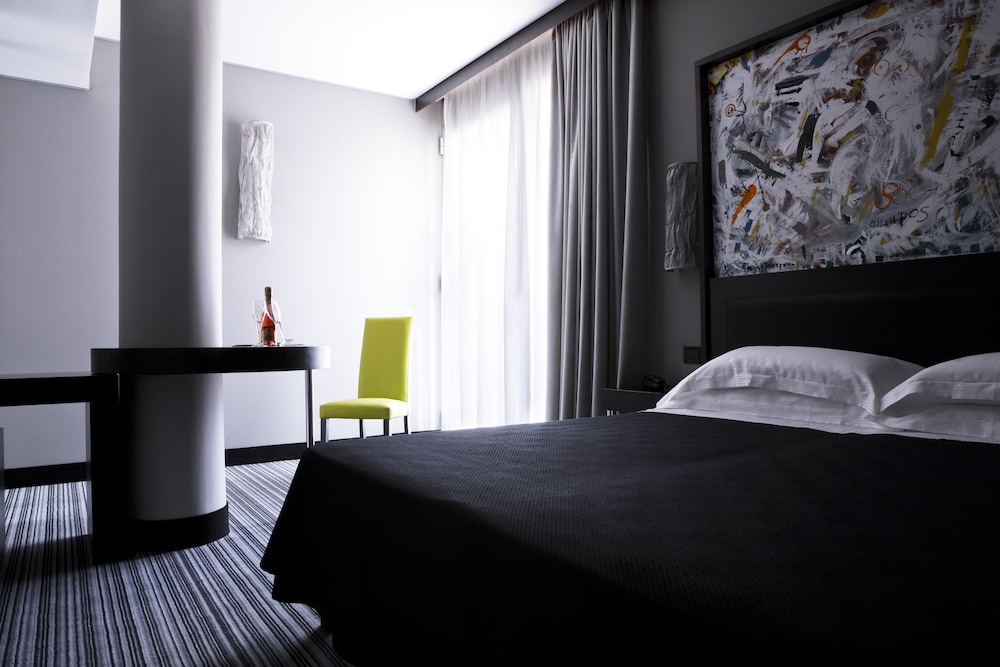 Hotel Twenty One 5