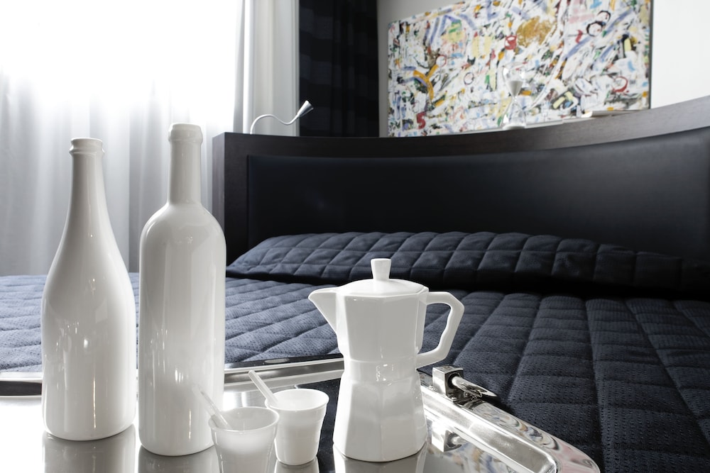 Hotel Twenty One 4
