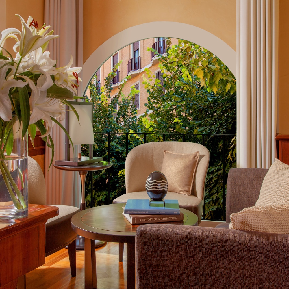 Bio Hotel Raphaël - Relais & Chateaux 11