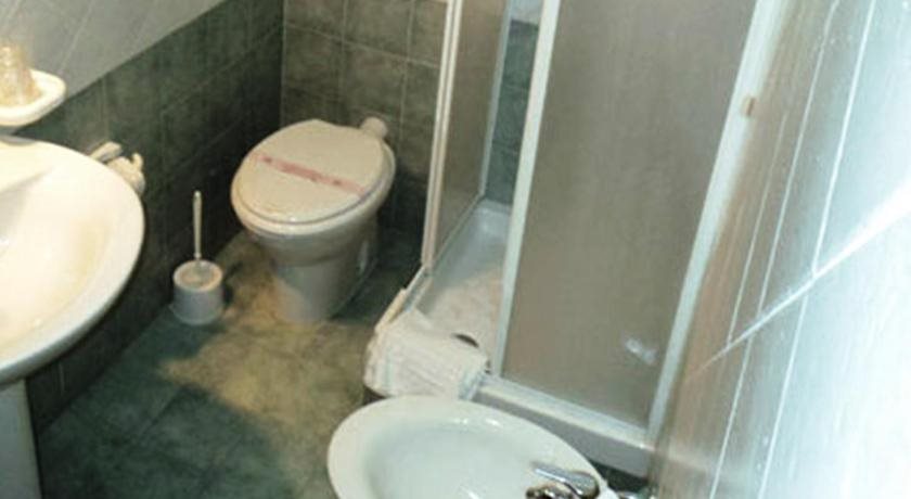Albergo dei Leoni 8