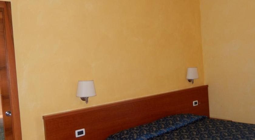 Albergo dei Leoni 9