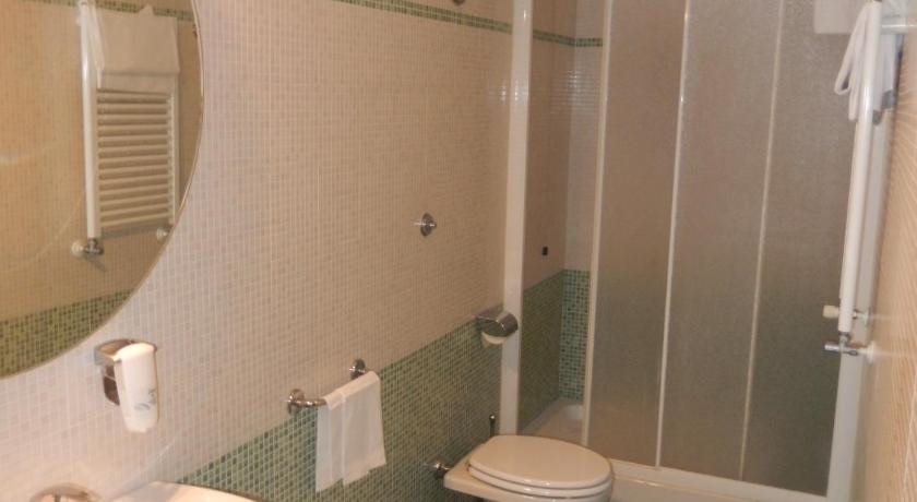 Albergo dei Leoni 11