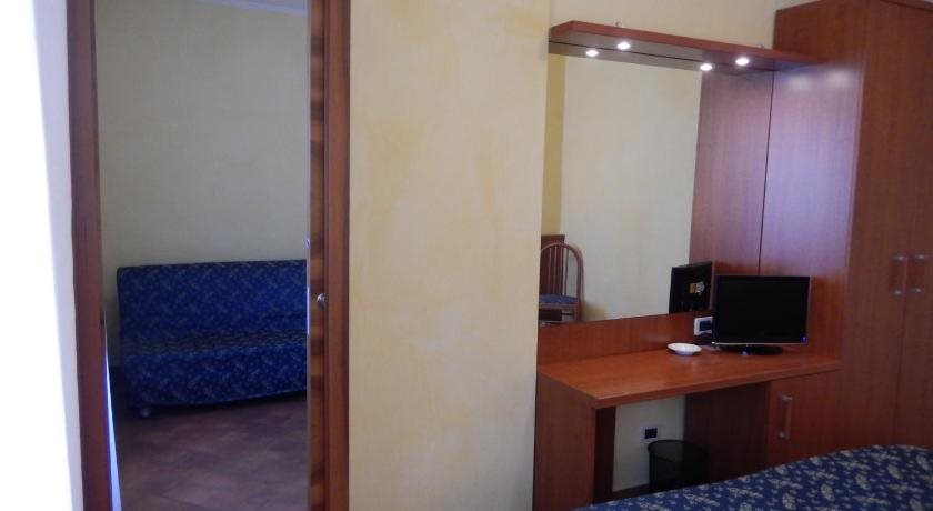 Albergo dei Leoni 16