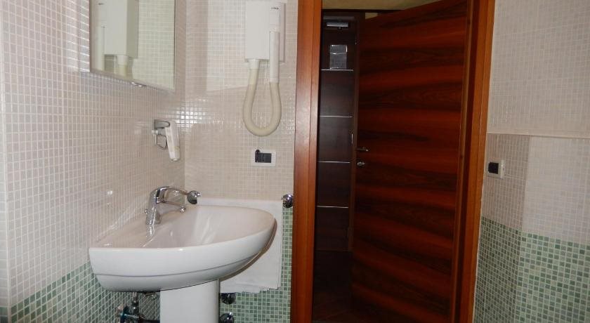 Albergo dei Leoni 5