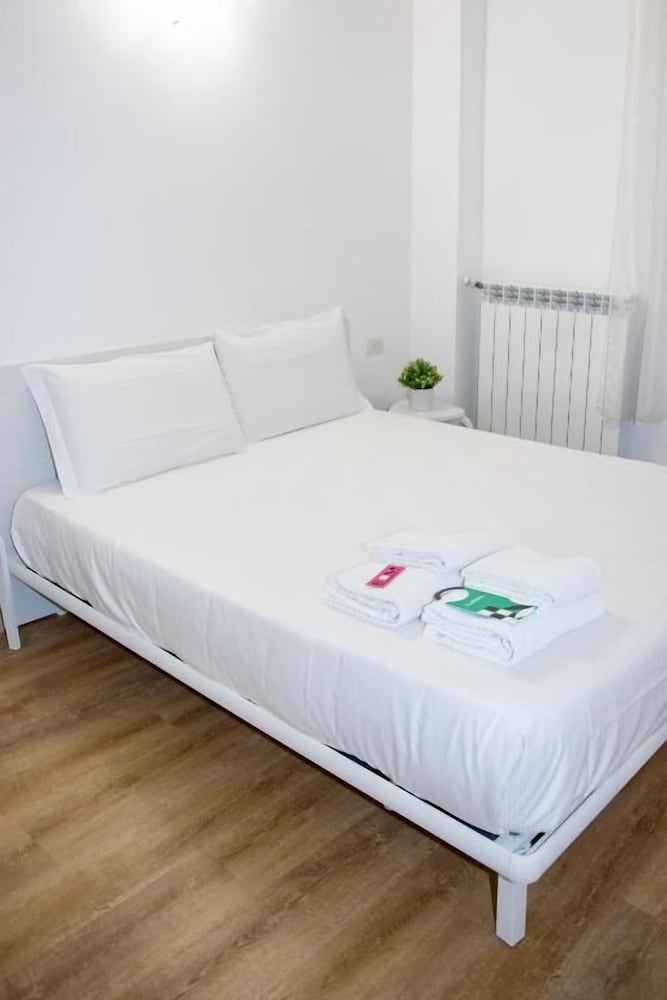 Easy Milano Apartment Navigli 13