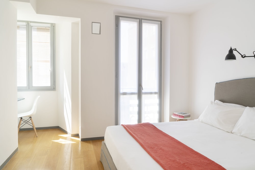 Brera Apartments 8