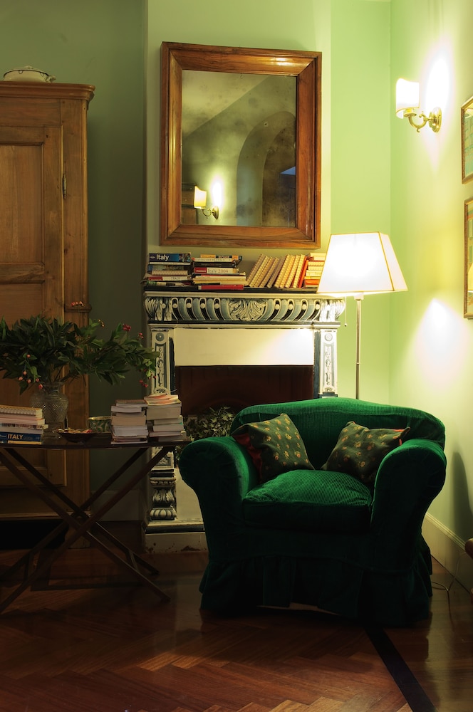 Guest House Arco Dei Tolomei 2