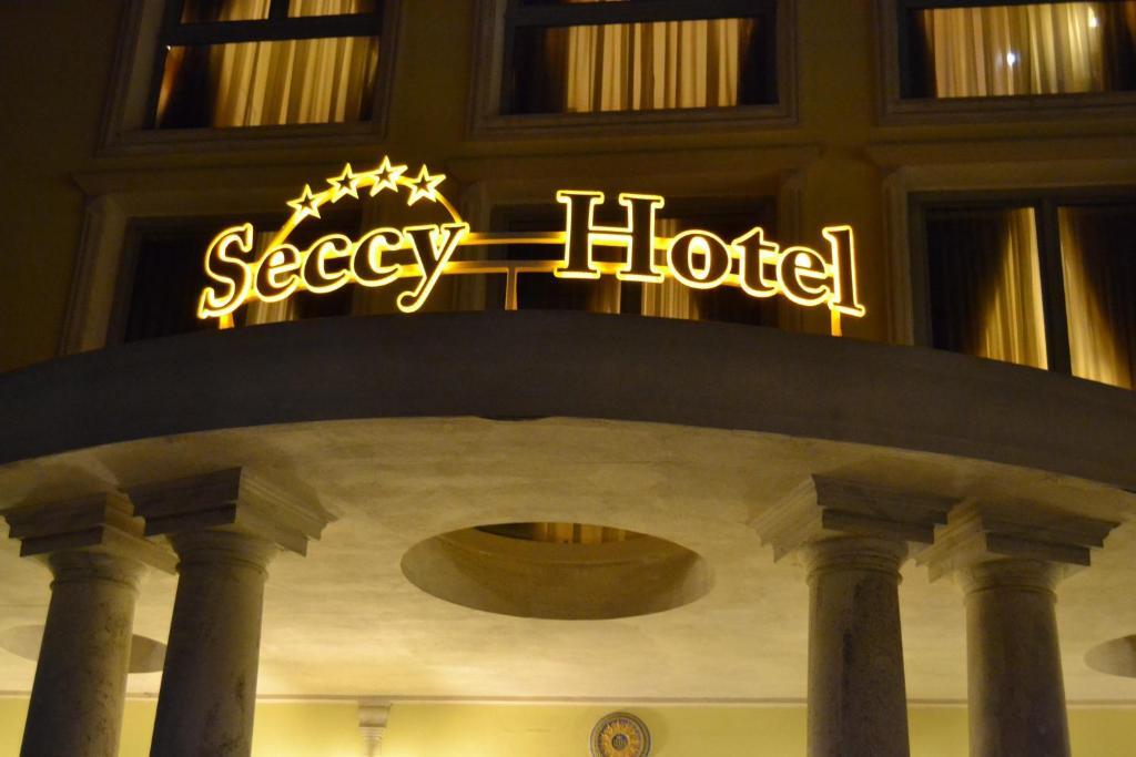 Seccy 1
