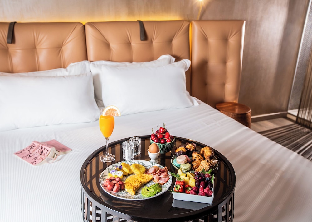 Milan Suite Hotel 19