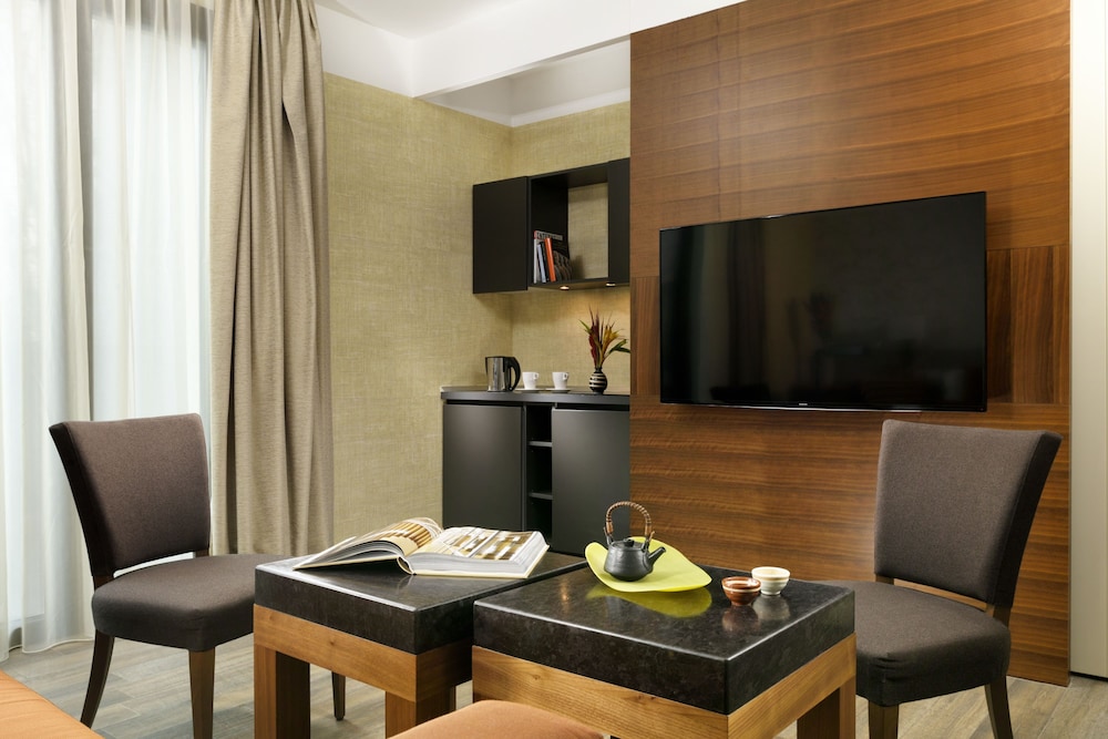 Milan Suite Hotel 11